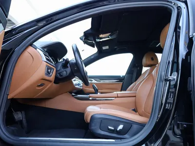 2018 بي ام دبليو الفئة السابعة 730 إل أي