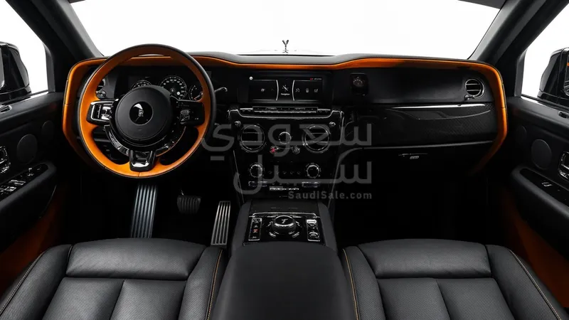 2024 رولز رويس كولينان بلاك بادج