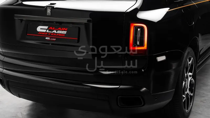 2024 رولز رويس كولينان بلاك بادج