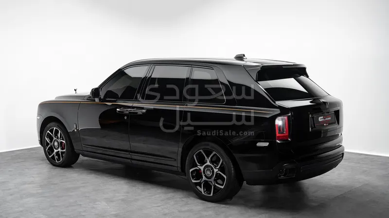 2024 رولز رويس كولينان بلاك بادج