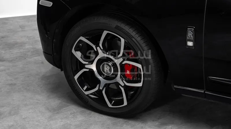 2024 رولز رويس كولينان بلاك بادج