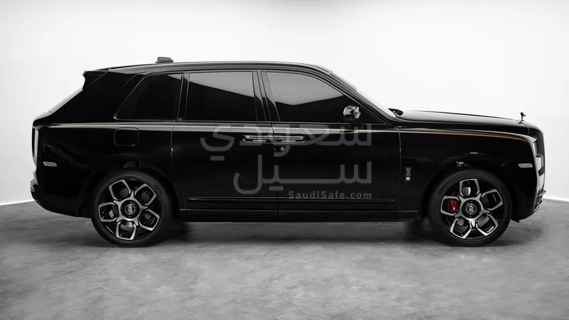 2024 رولز رويس كولينان بلاك بادج