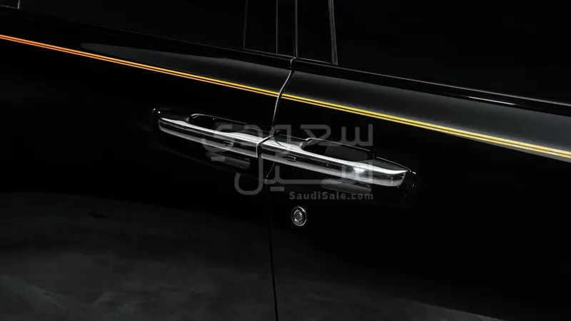2024 رولز رويس كولينان بلاك بادج