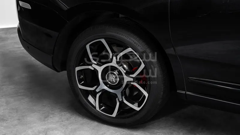 2024 رولز رويس كولينان بلاك بادج