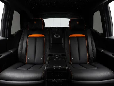 2024 رولز رويس كولينان بلاك بادج