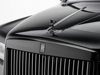 2024 رولز رويس كولينان بلاك بادج