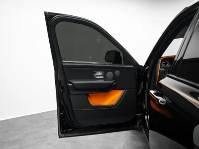 2024 رولز رويس كولينان بلاك بادج