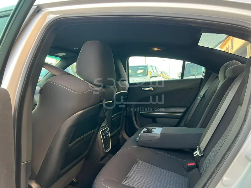 2021 دودج تشارجر ار تي