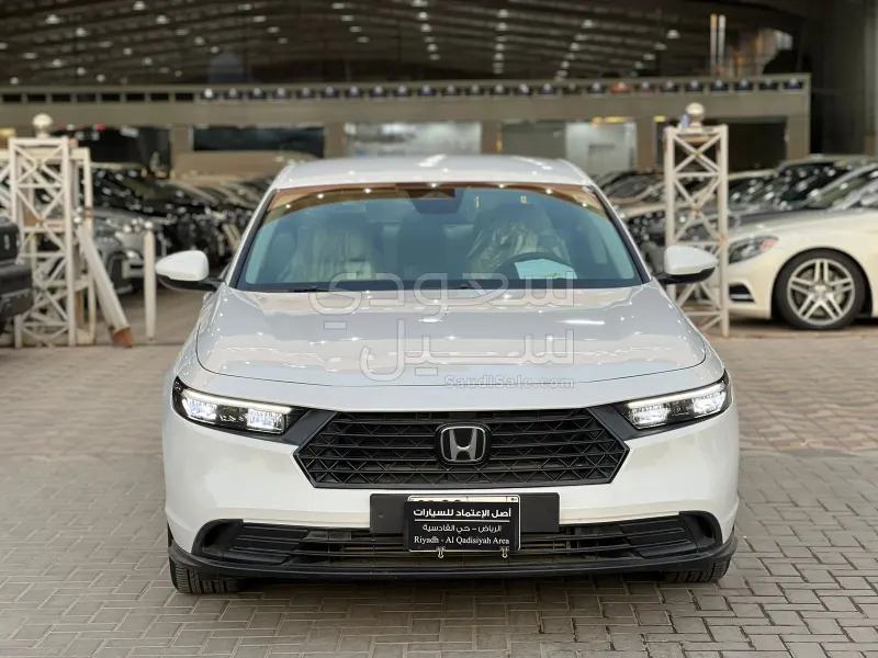 2025 هوندا اكورد