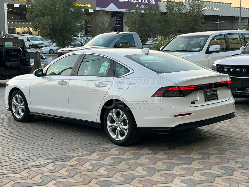 2025 هوندا اكورد