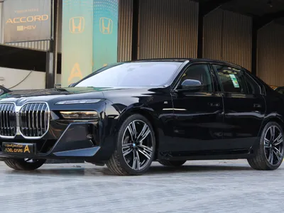 2026 بي ام دبليو الفئة السابعة 735أي