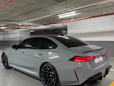 2025 بي ام دبليو الفئة ام إم 5