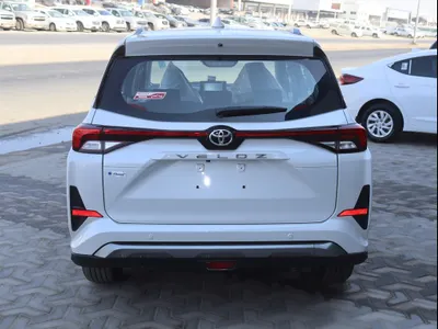 2025 تويوتا فيلوز