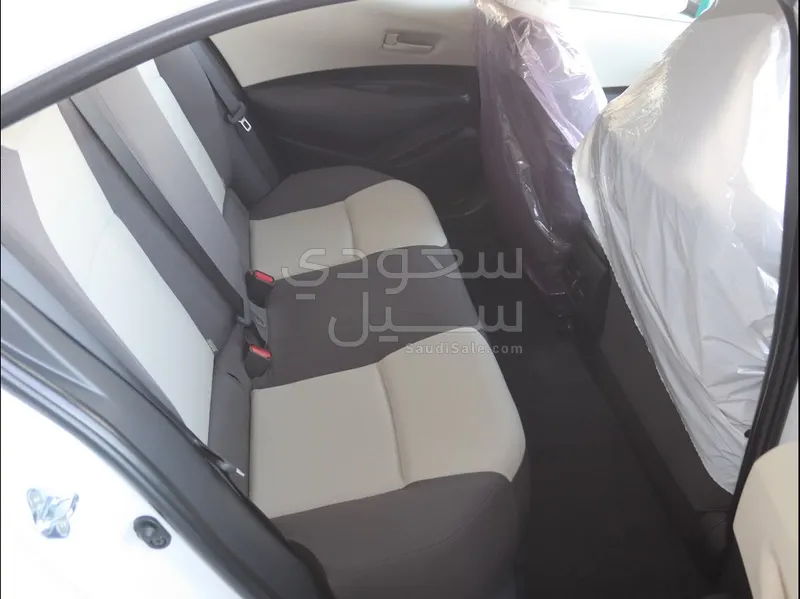 2025 تويوتا كورولا