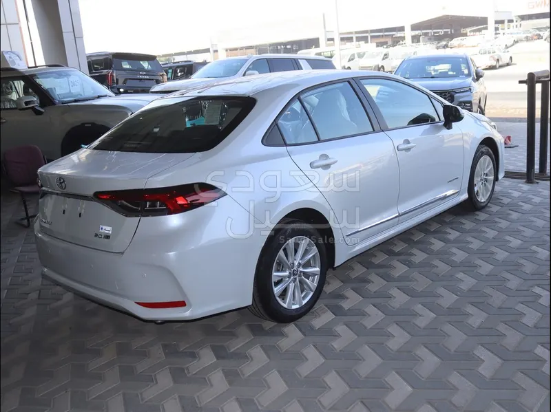 2025 تويوتا كورولا