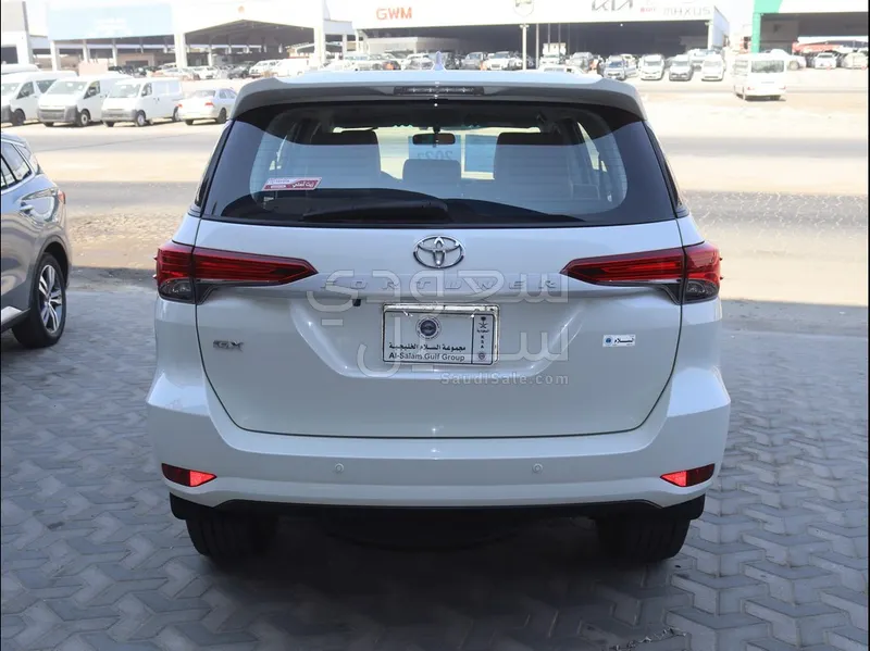 2022 تويوتا فورشنر جي اكس