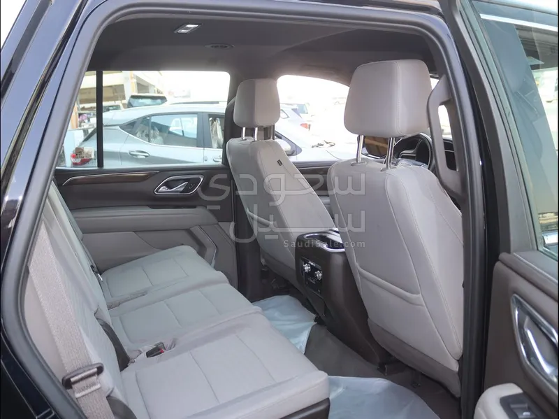 2023 جي ام سي يوكون اس ال اي