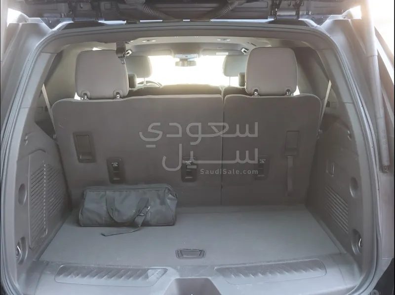 2023 جي ام سي يوكون اس ال اي