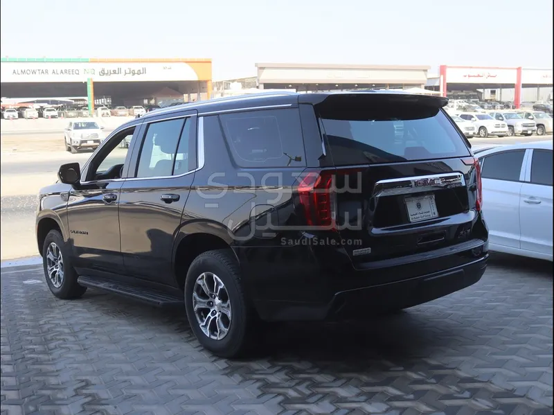 2023 جي ام سي يوكون اس ال اي