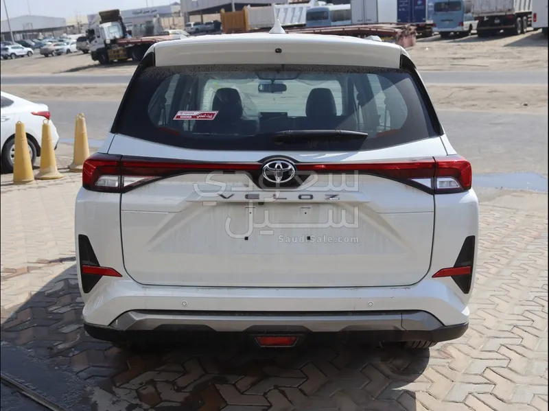 2025 تويوتا فيلوز