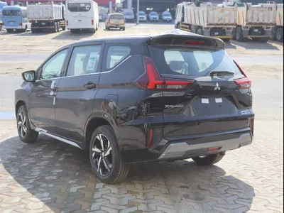 2025 متسوبيشي اكسباندر كروس