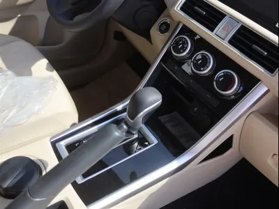 2025 متسوبيشي اكسباندر كروس