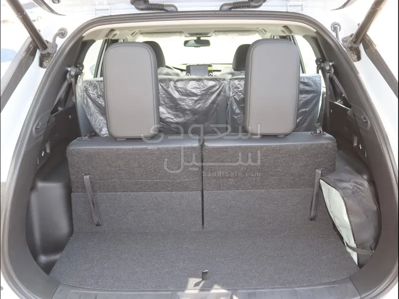 2025 متسوبيشي اوت لاندر