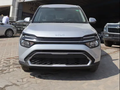 2025 كيا كارنز