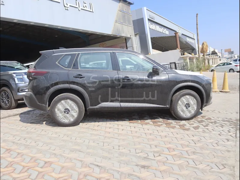 2026 نيسان اكس - ترايل