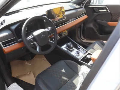 2025 متسوبيشي اوت لاندر