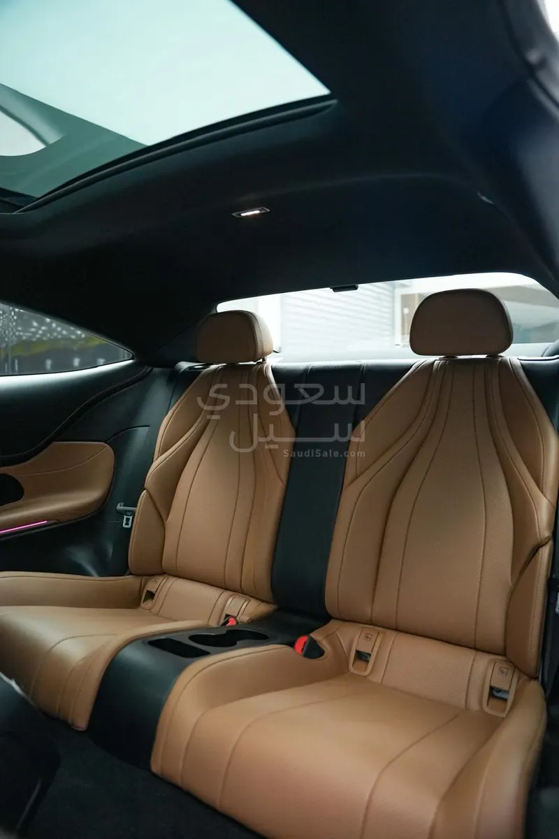 2025 مرسيدس - بنز سي إل إي 200