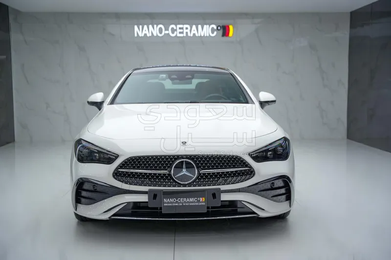 2025 مرسيدس - بنز سي إل إي 200