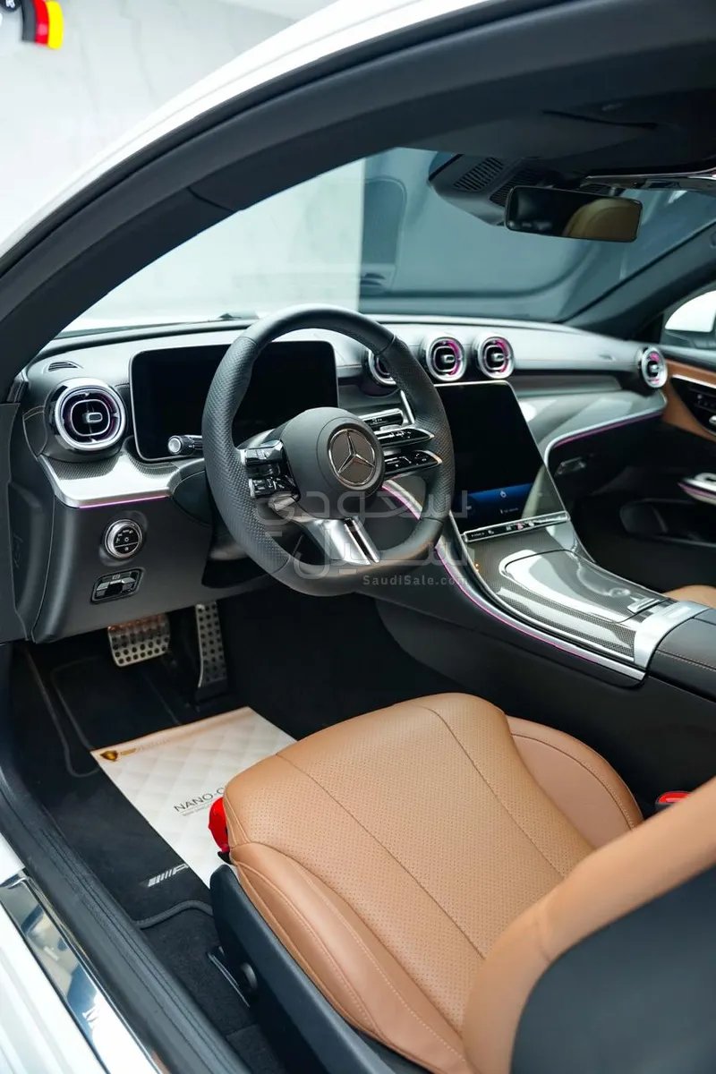 2025 مرسيدس - بنز سي إل إي 200