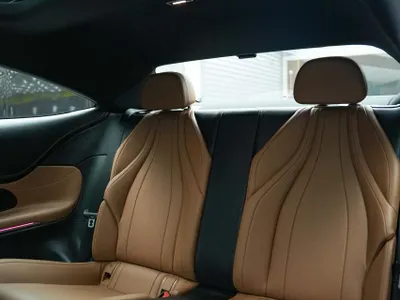 2025 مرسيدس - بنز سي إل إي 200