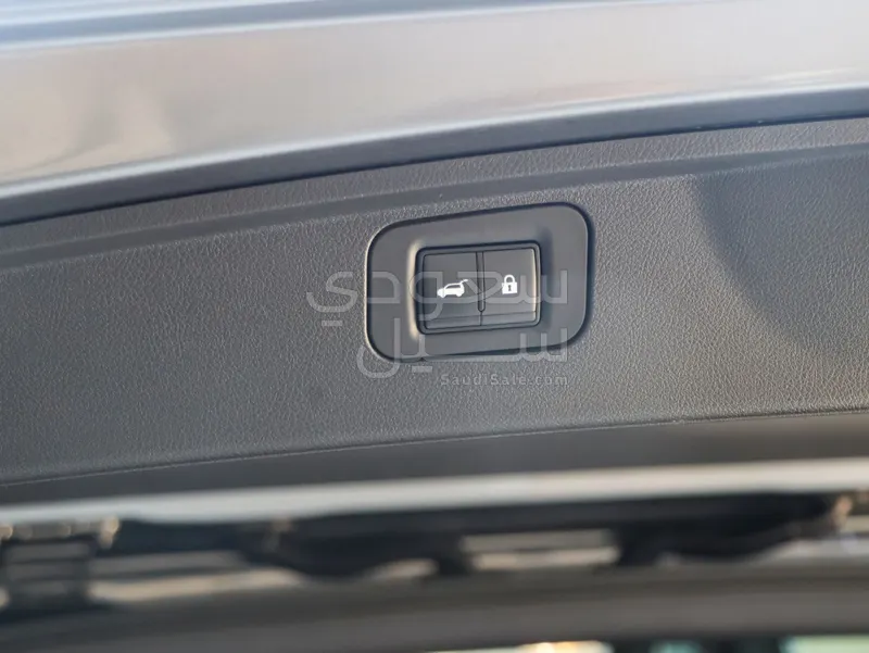 2025 نيسان باترول تيتانيوم