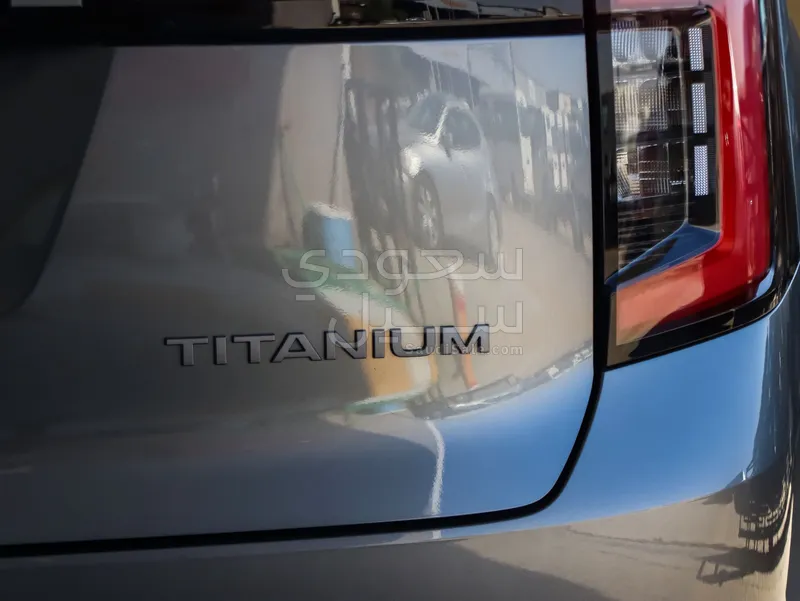 2025 نيسان باترول تيتانيوم