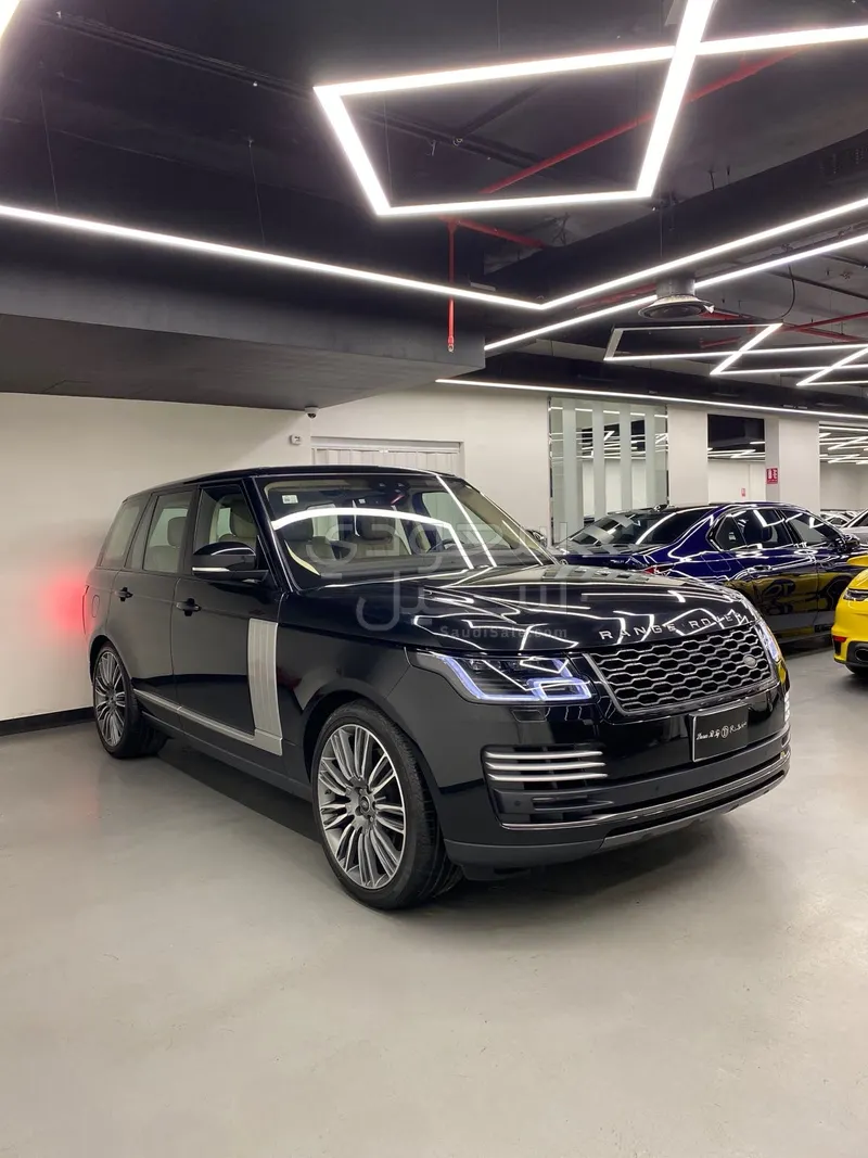 2021 لاند روفر رينج روفر اتش اس اي