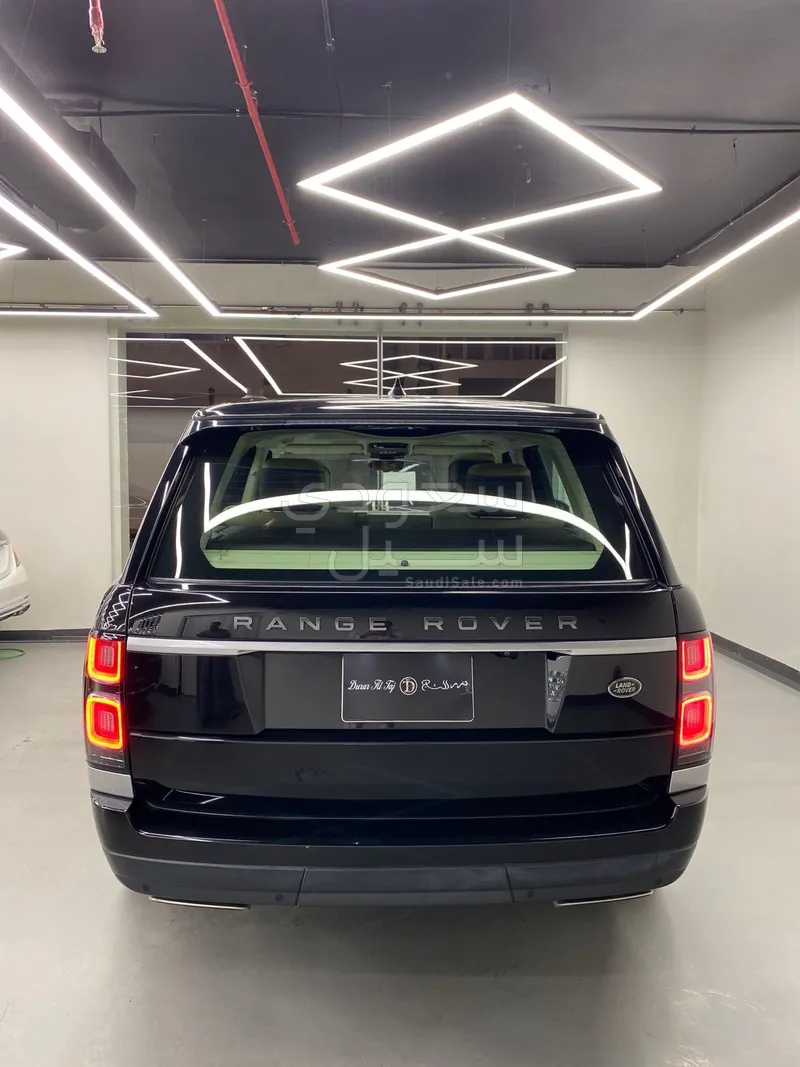 2021 لاند روفر رينج روفر اتش اس اي