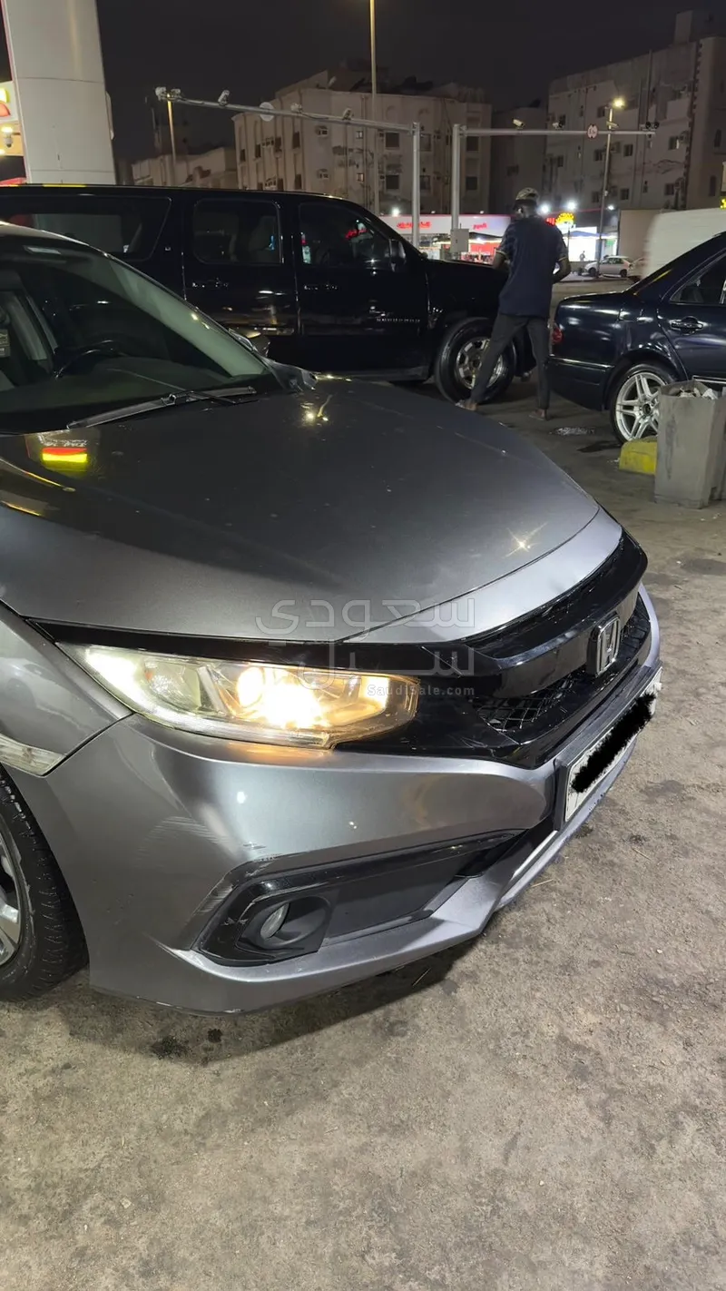 2020 هوندا سيفيك إل إكس - أي