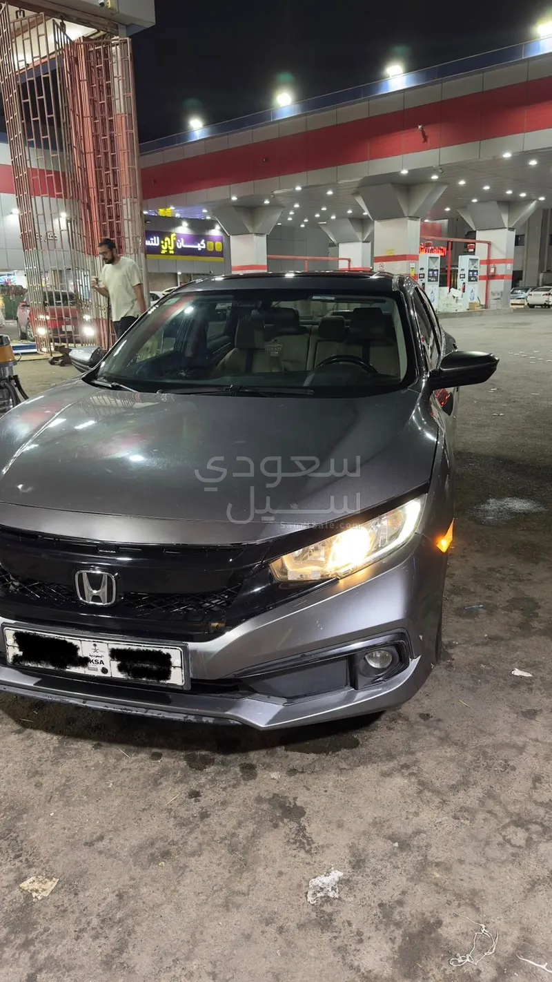 2020 هوندا سيفيك إل إكس - أي