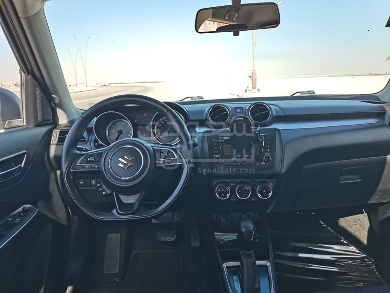 2023 سوزوكي سويفت