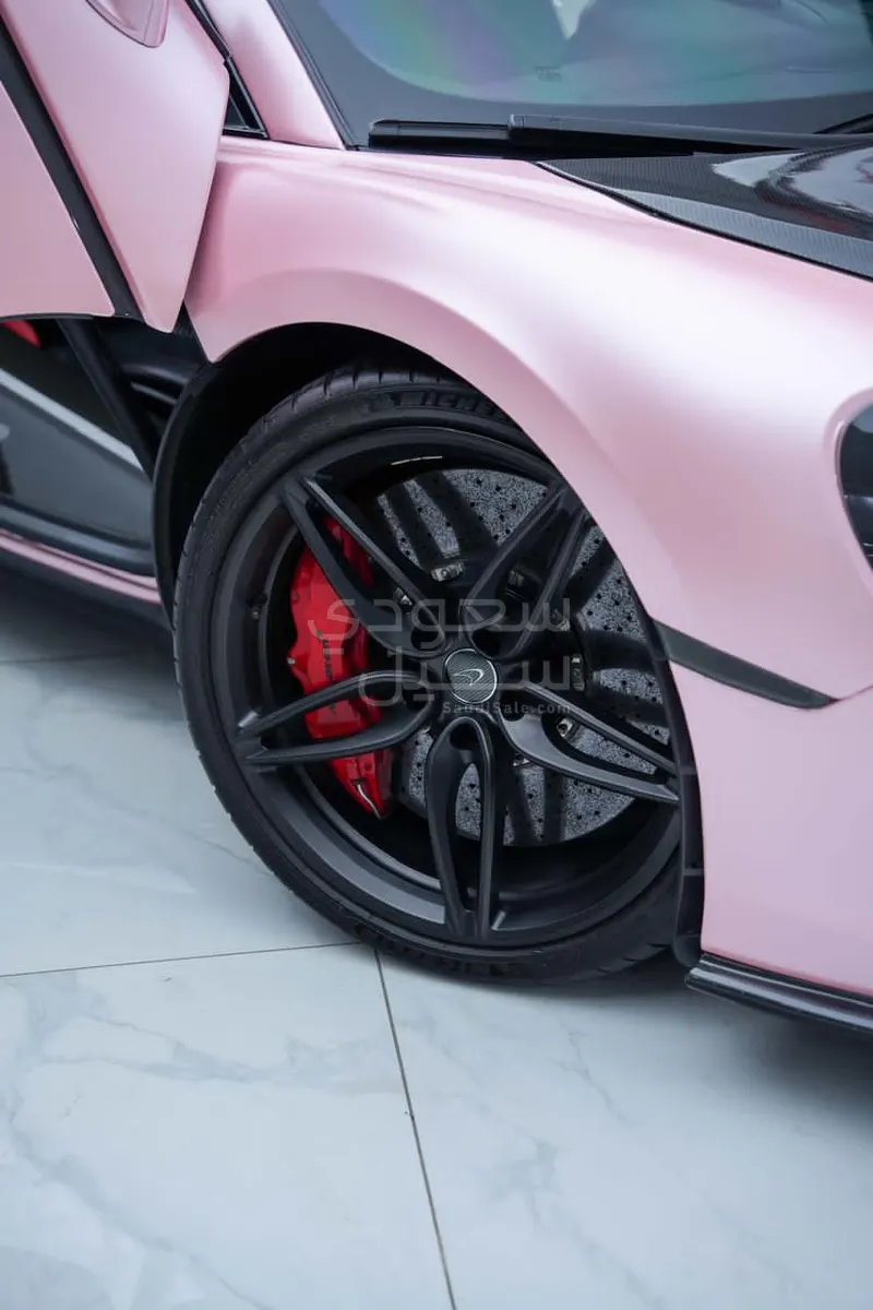 2016 مكلارين 570 اس