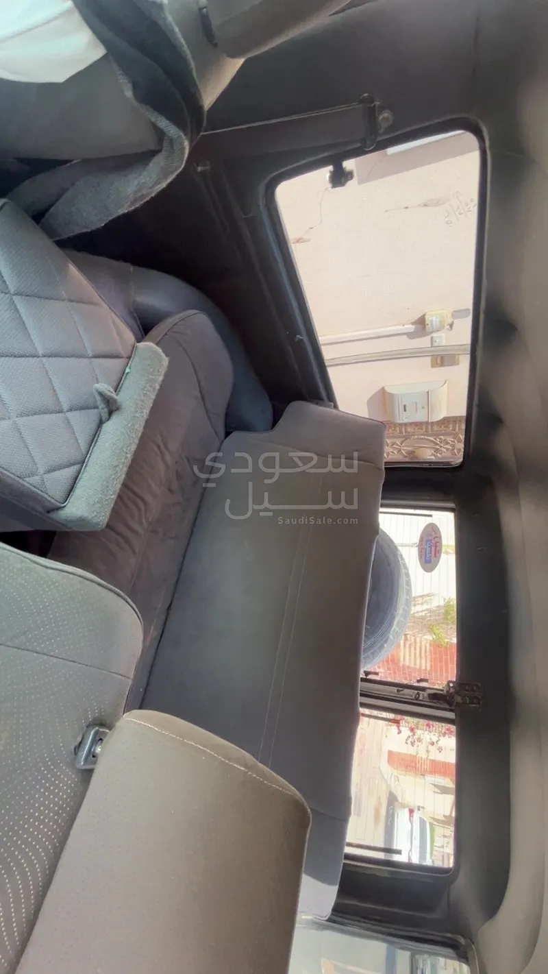 1992 نيسان باترول ربع