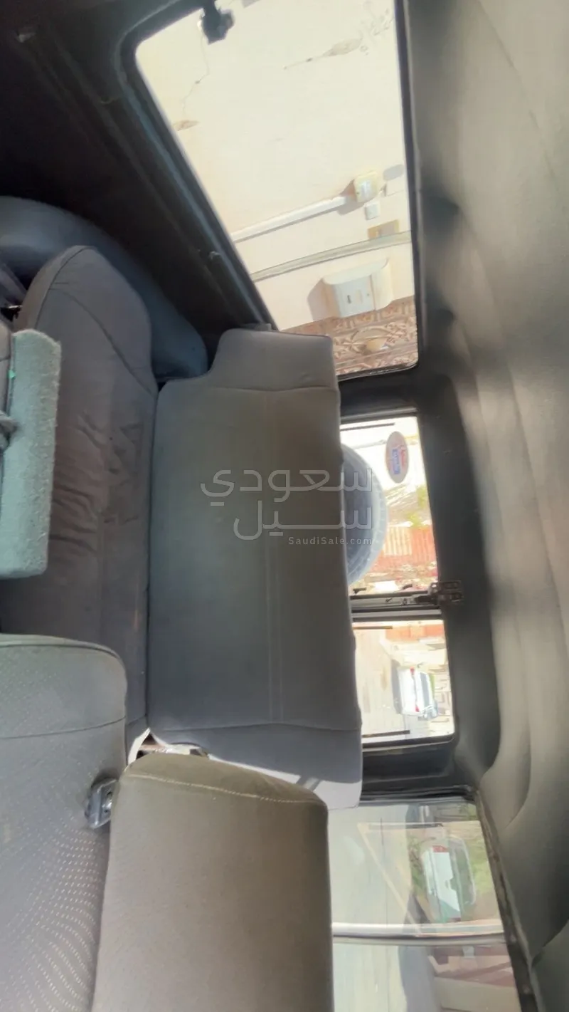 1992 نيسان باترول ربع