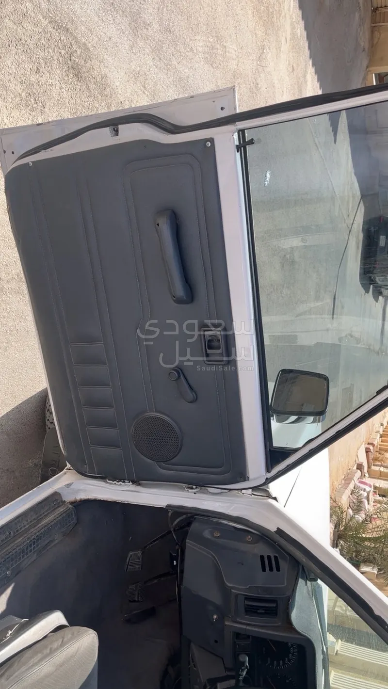 1992 نيسان باترول ربع