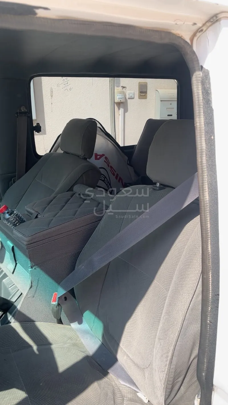 1992 نيسان باترول ربع