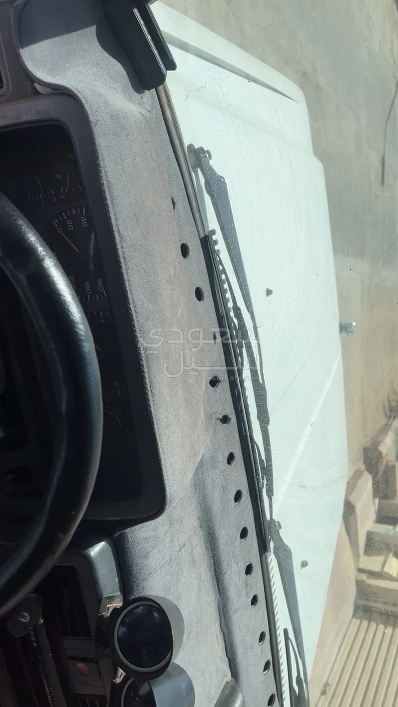 1992 نيسان باترول ربع