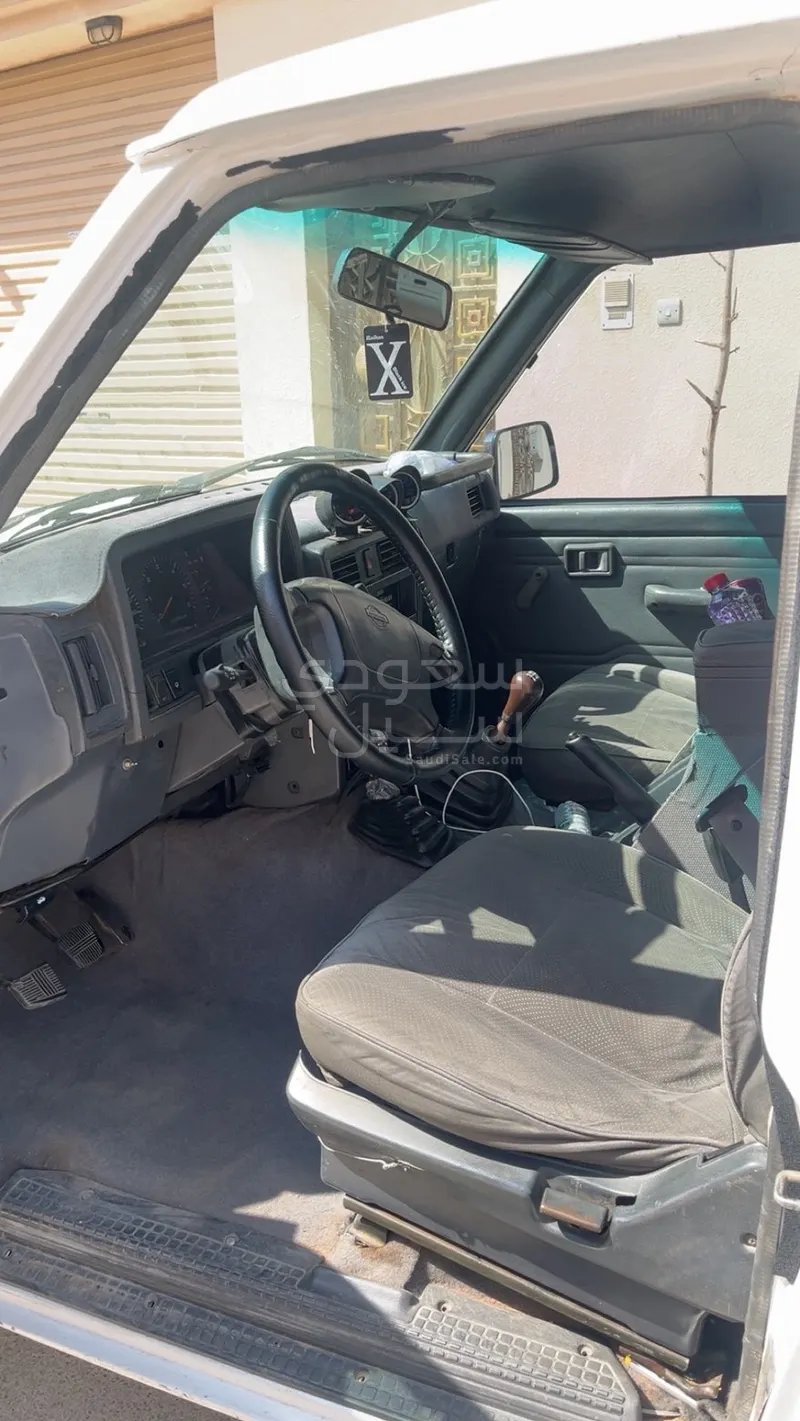 1992 نيسان باترول ربع