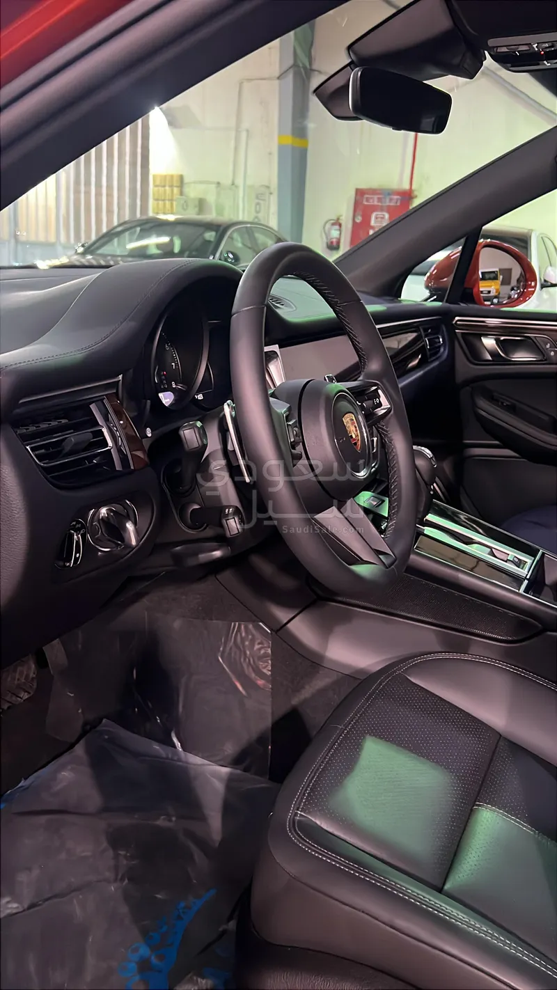 2024 بورش ماكان