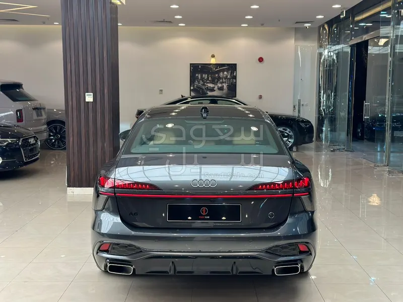 2026 اودي اي 6 اس لاين